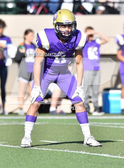 Thumbnail 1 in Windthorst vs. Mart (UIL 2A Division 1 Region 2 Area Playoff) photogallery.