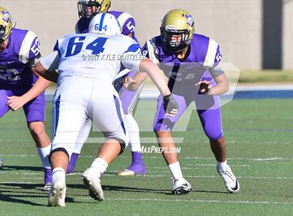Thumbnail 2 in Windthorst vs. Mart (UIL 2A Division 1 Region 2 Area Playoff) photogallery.