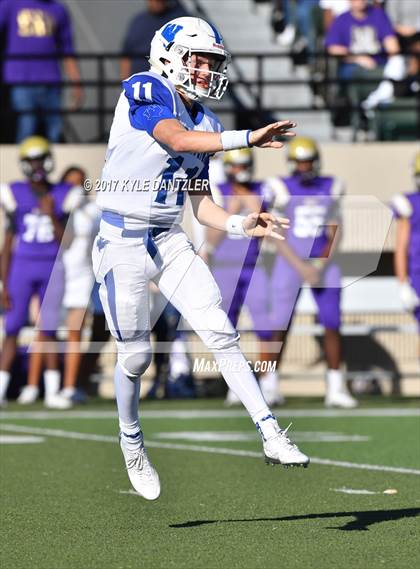 Thumbnail 3 in Windthorst vs. Mart (UIL 2A Division 1 Region 2 Area Playoff) photogallery.