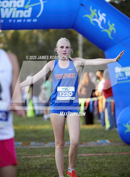 Thumbnail 2 in Gateway Conference Championship photogallery.