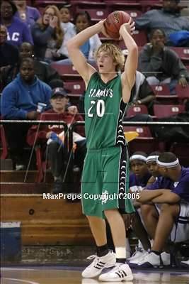 Thumbnail 2 in St. Mary's vs Sacramento (D3 Sec. Final)#1 photogallery.