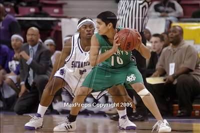 Thumbnail 2 in St. Mary's vs Sacramento (D3 Sec. Final)#1 photogallery.