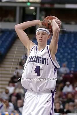 Thumbnail 1 in St. Mary's vs Sacramento (D3 Sec. Final)#1 photogallery.