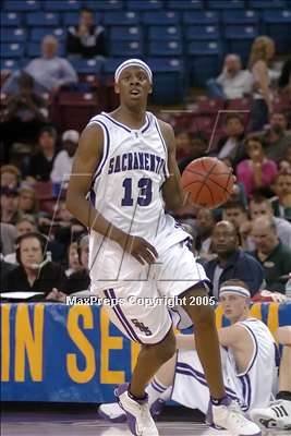 Thumbnail 2 in St. Mary's vs Sacramento (D3 Sec. Final)#1 photogallery.