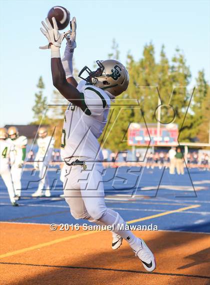 Thumbnail 2 in St. Bonaventure @ Chaminade photogallery.