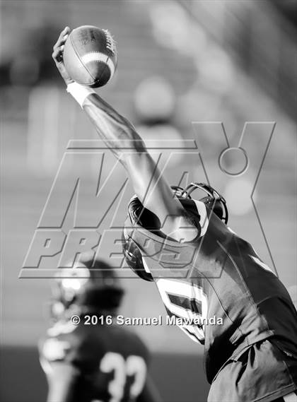 Thumbnail 2 in St. Bonaventure @ Chaminade photogallery.