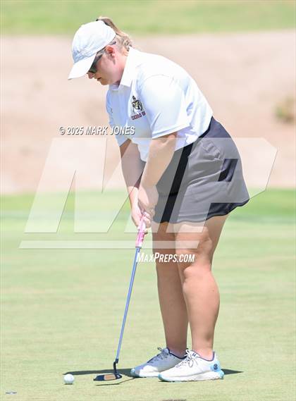 Thumbnail 3 in AIA Division III Championship photogallery.