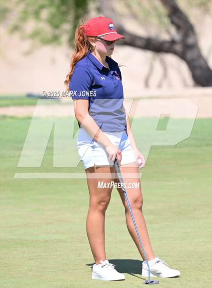 Thumbnail 3 in AIA Division III Championship photogallery.