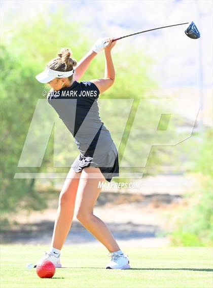 Thumbnail 2 in AIA Division III Championship photogallery.