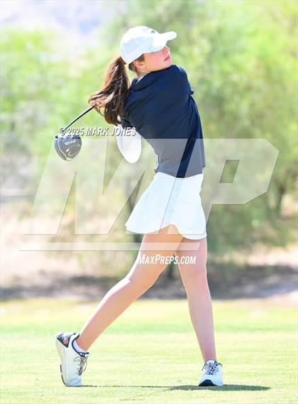 Thumbnail 2 in AIA Division III Championship photogallery.