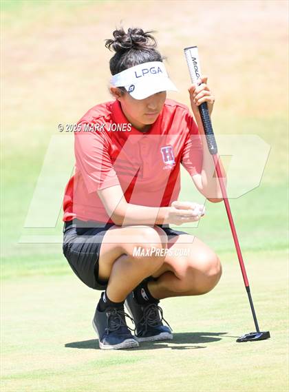 Thumbnail 3 in AIA Division III Championship photogallery.