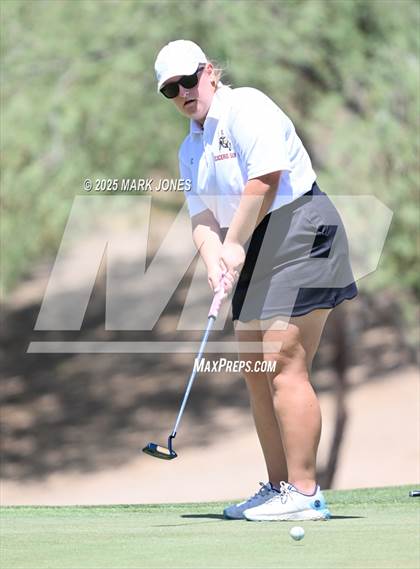 Thumbnail 3 in AIA Division III Championship photogallery.