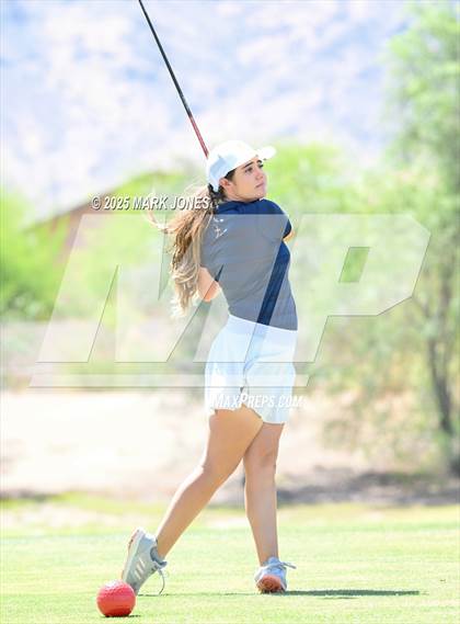 Thumbnail 1 in AIA Division III Championship photogallery.