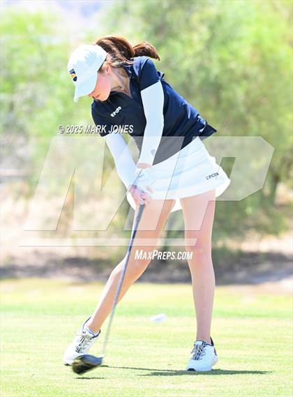 Thumbnail 3 in AIA Division III Championship photogallery.