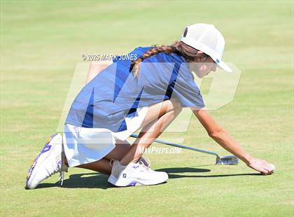 Thumbnail 3 in AIA Division III Championship photogallery.