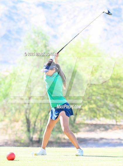 Thumbnail 1 in AIA Division III Championship photogallery.