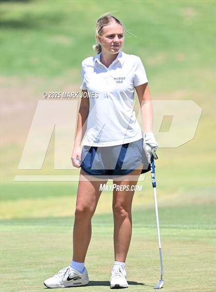 Thumbnail 2 in AIA Division III Championship photogallery.