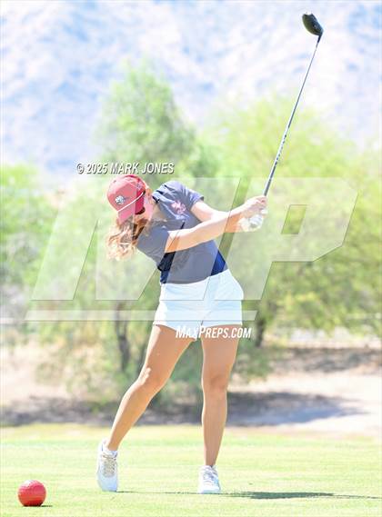 Thumbnail 2 in AIA Division III Championship photogallery.