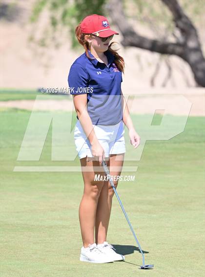 Thumbnail 3 in AIA Division III Championship photogallery.