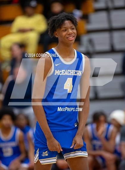 Thumbnail 1 in McEachern vs Milton (Nike Elite HS Showcase GA) photogallery.