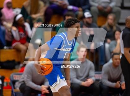 Thumbnail 2 in McEachern vs Milton (Nike Elite HS Showcase GA) photogallery.