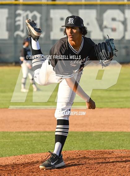 Thumbnail 2 in Madison vs Ida B Wells (73rd Lion's Tournament) photogallery.