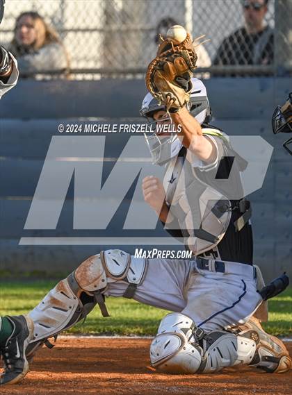 Thumbnail 3 in Madison vs Ida B Wells (73rd Lion's Tournament) photogallery.