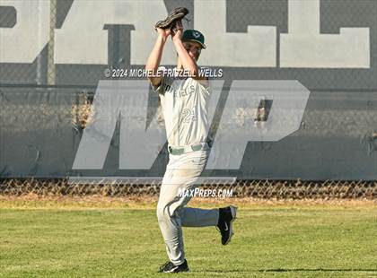 Thumbnail 2 in Madison vs Ida B Wells (73rd Lion's Tournament) photogallery.