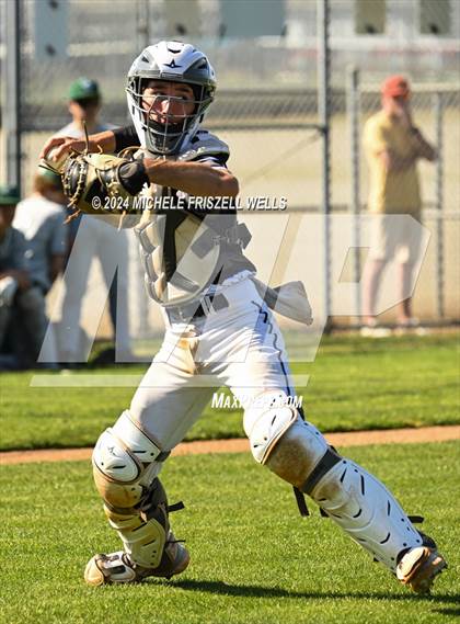 Thumbnail 2 in Madison vs Ida B Wells (73rd Lion's Tournament) photogallery.