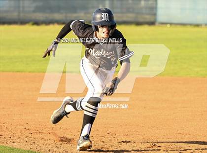 Thumbnail 2 in Madison vs Ida B Wells (73rd Lion's Tournament) photogallery.