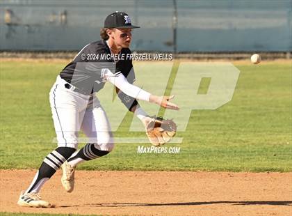 Thumbnail 2 in Madison vs Ida B Wells (73rd Lion's Tournament) photogallery.