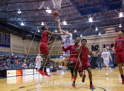 Thumbnail 1 in Stevens vs. O'Connor photogallery.