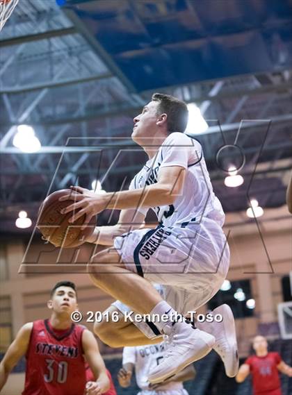 Thumbnail 2 in Stevens vs. O'Connor photogallery.
