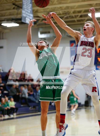 Thumbnail 2 in South Summit vs. Richfield (UHSAA 3A 2nd Round Playoff) photogallery.