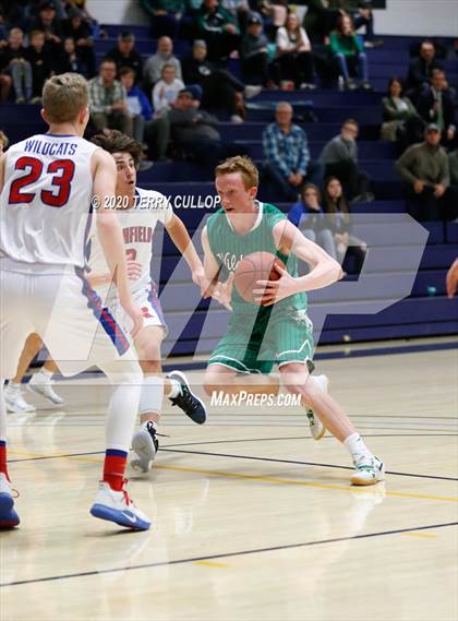 Thumbnail 1 in South Summit vs. Richfield (UHSAA 3A 2nd Round Playoff) photogallery.