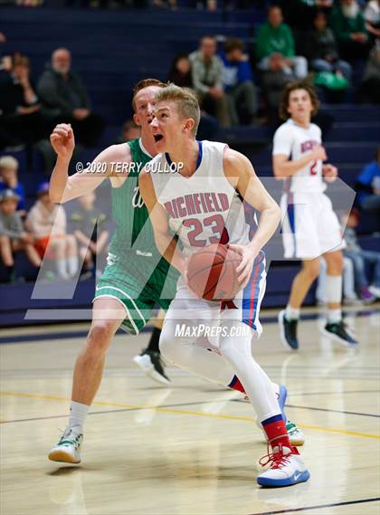 Thumbnail 3 in South Summit vs. Richfield (UHSAA 3A 2nd Round Playoff) photogallery.