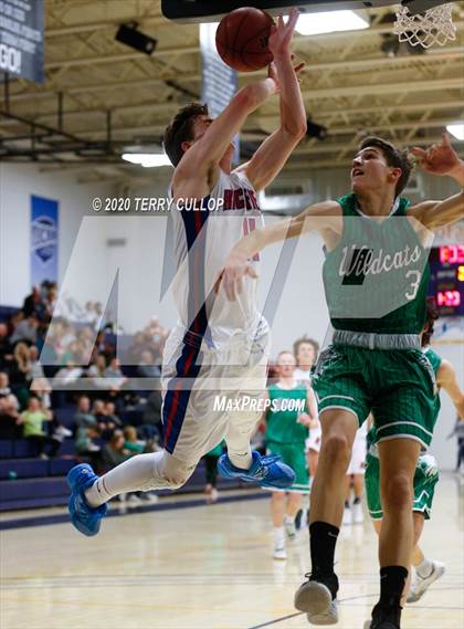 Thumbnail 2 in South Summit vs. Richfield (UHSAA 3A 2nd Round Playoff) photogallery.