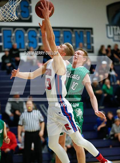 Thumbnail 2 in South Summit vs. Richfield (UHSAA 3A 2nd Round Playoff) photogallery.