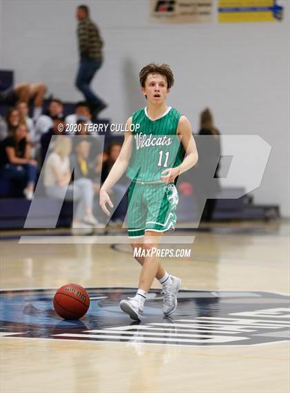 Thumbnail 3 in South Summit vs. Richfield (UHSAA 3A 2nd Round Playoff) photogallery.