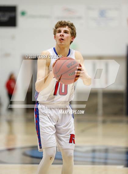 Thumbnail 1 in South Summit vs. Richfield (UHSAA 3A 2nd Round Playoff) photogallery.