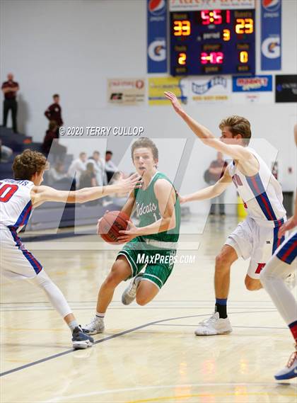 Thumbnail 3 in South Summit vs. Richfield (UHSAA 3A 2nd Round Playoff) photogallery.