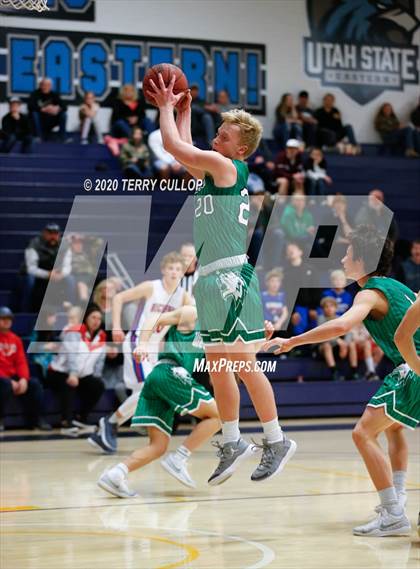 Thumbnail 2 in South Summit vs. Richfield (UHSAA 3A 2nd Round Playoff) photogallery.