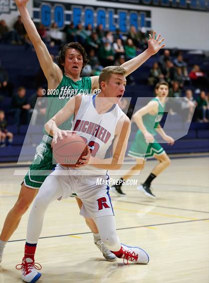 Thumbnail 1 in South Summit vs. Richfield (UHSAA 3A 2nd Round Playoff) photogallery.