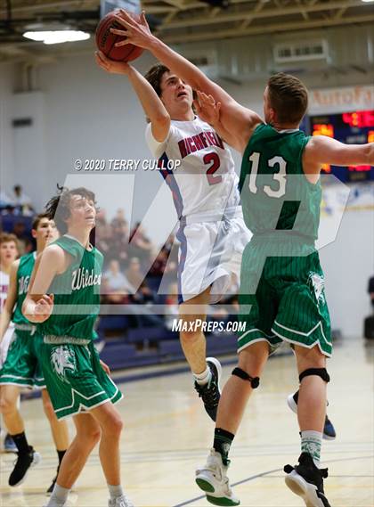 Thumbnail 3 in South Summit vs. Richfield (UHSAA 3A 2nd Round Playoff) photogallery.