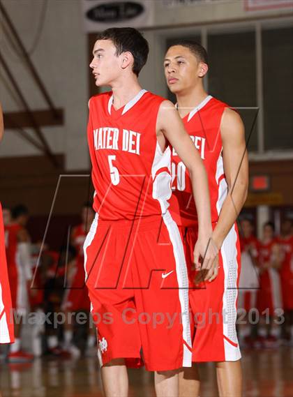 Thumbnail 2 in Mater Dei vs. Glenn (Jim Harris Memorial) photogallery.