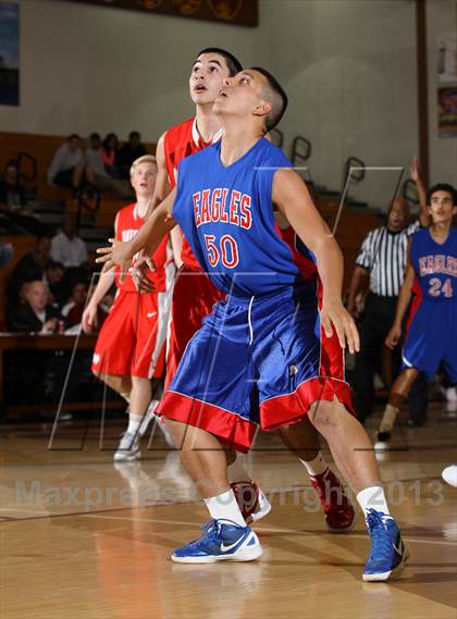 Thumbnail 1 in Mater Dei vs. Glenn (Jim Harris Memorial) photogallery.