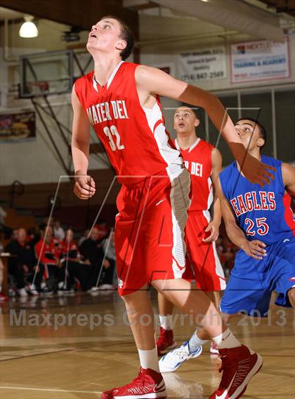 Thumbnail 3 in Mater Dei vs. Glenn (Jim Harris Memorial) photogallery.