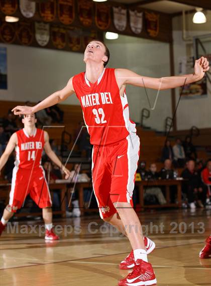 Thumbnail 2 in Mater Dei vs. Glenn (Jim Harris Memorial) photogallery.