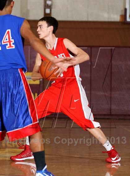 Thumbnail 2 in Mater Dei vs. Glenn (Jim Harris Memorial) photogallery.