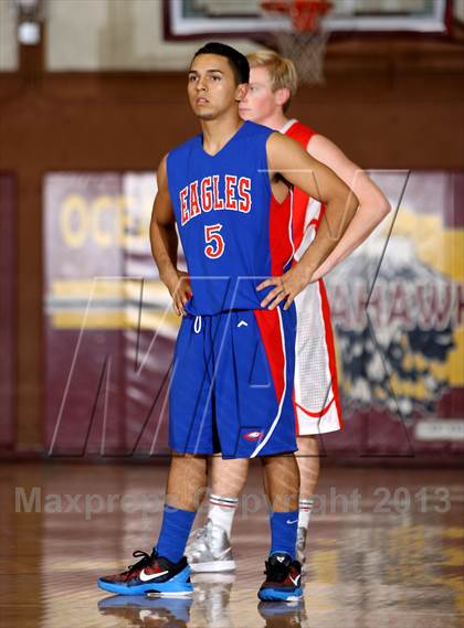 Thumbnail 3 in Mater Dei vs. Glenn (Jim Harris Memorial) photogallery.